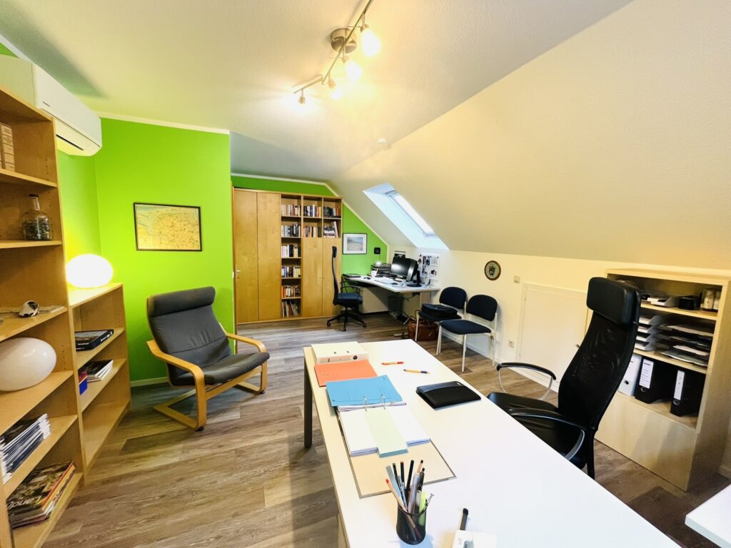 Teilbares Arbeitszimmer