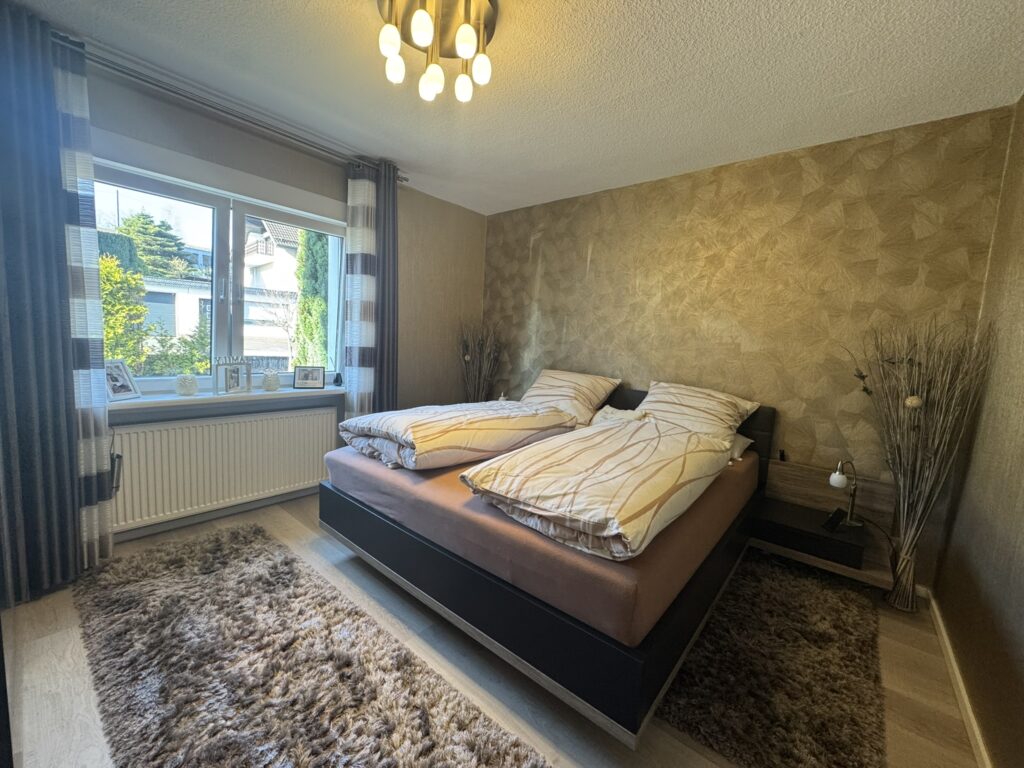 Schlafzimmer 2 im EG